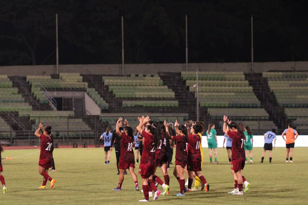 Triunfo Vinotinto ante las uruguayas en el Olímpico de la UCV