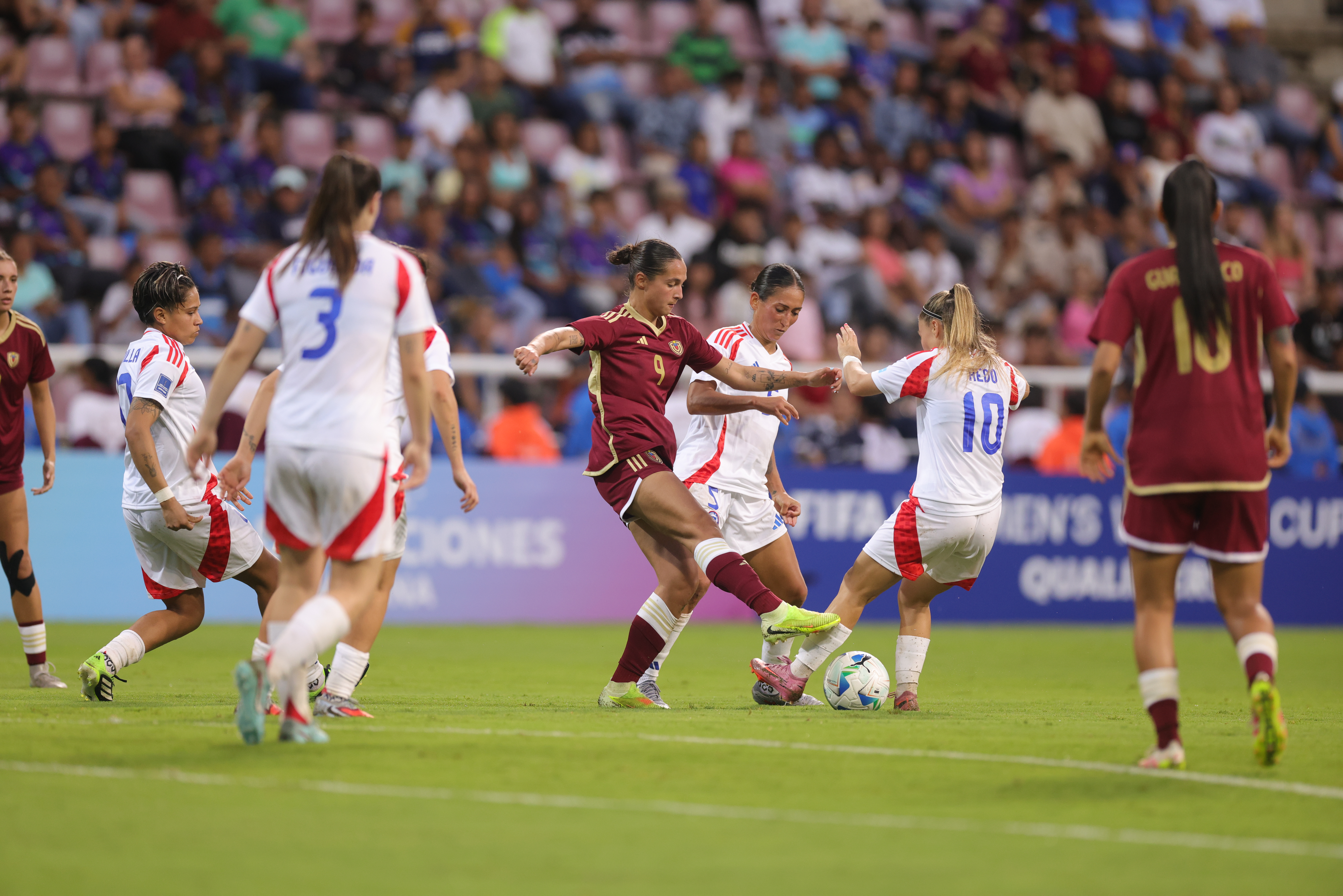 Selección femenina busca puntos en Asunción