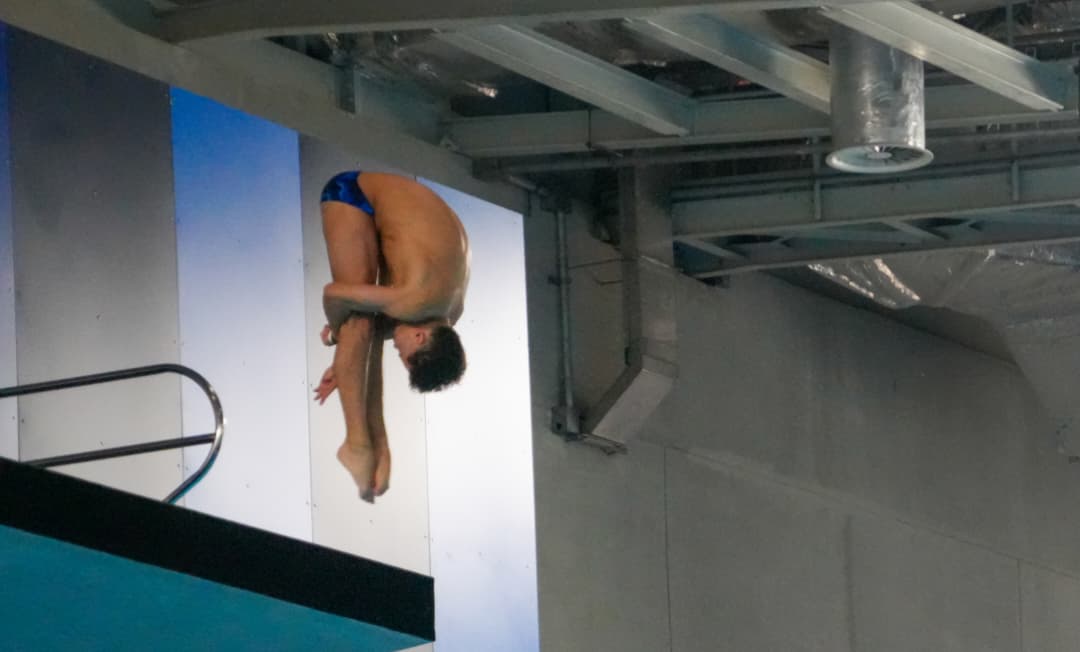 Jesús González añadió oro en clavados