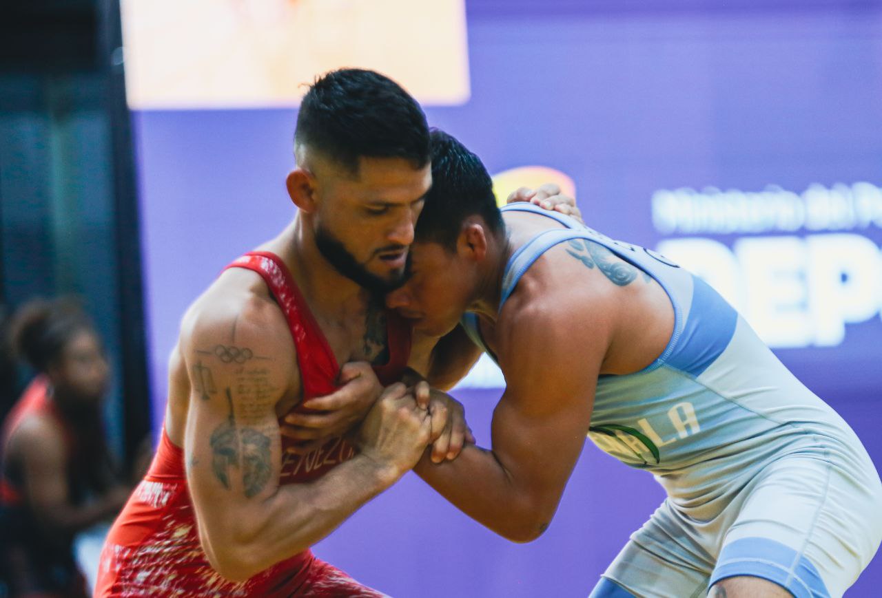 Gladiadores domina Liga Internacional de lucha